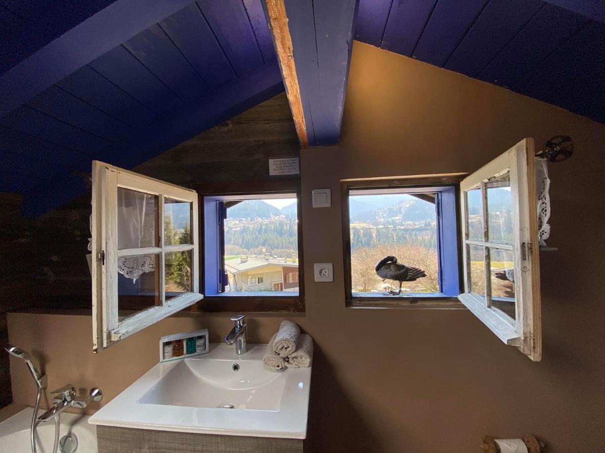 Micro-Lodge, Le Petit Nid D'Amour Montriond Esterno foto
