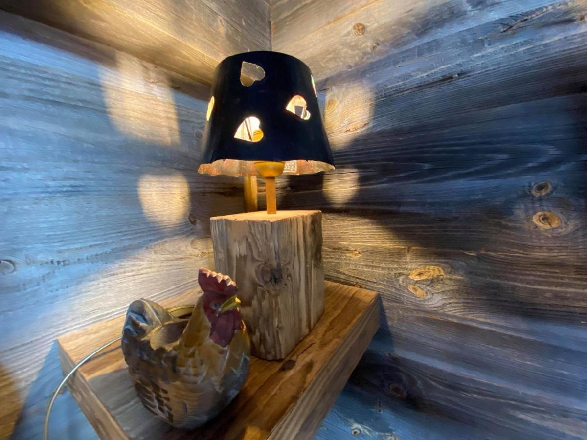 Micro-Lodge, Le Petit Nid D'Amour Montriond Esterno foto