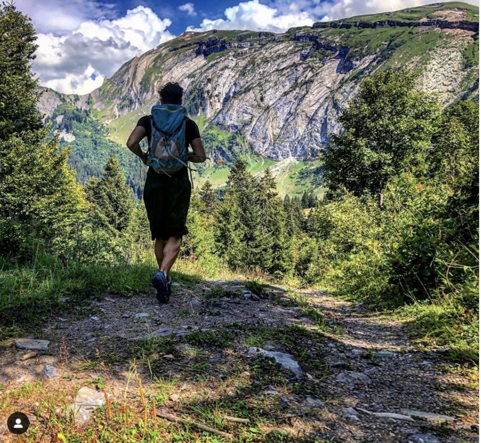 Micro-Lodge, Le Petit Nid D'Amour Montriond Esterno foto