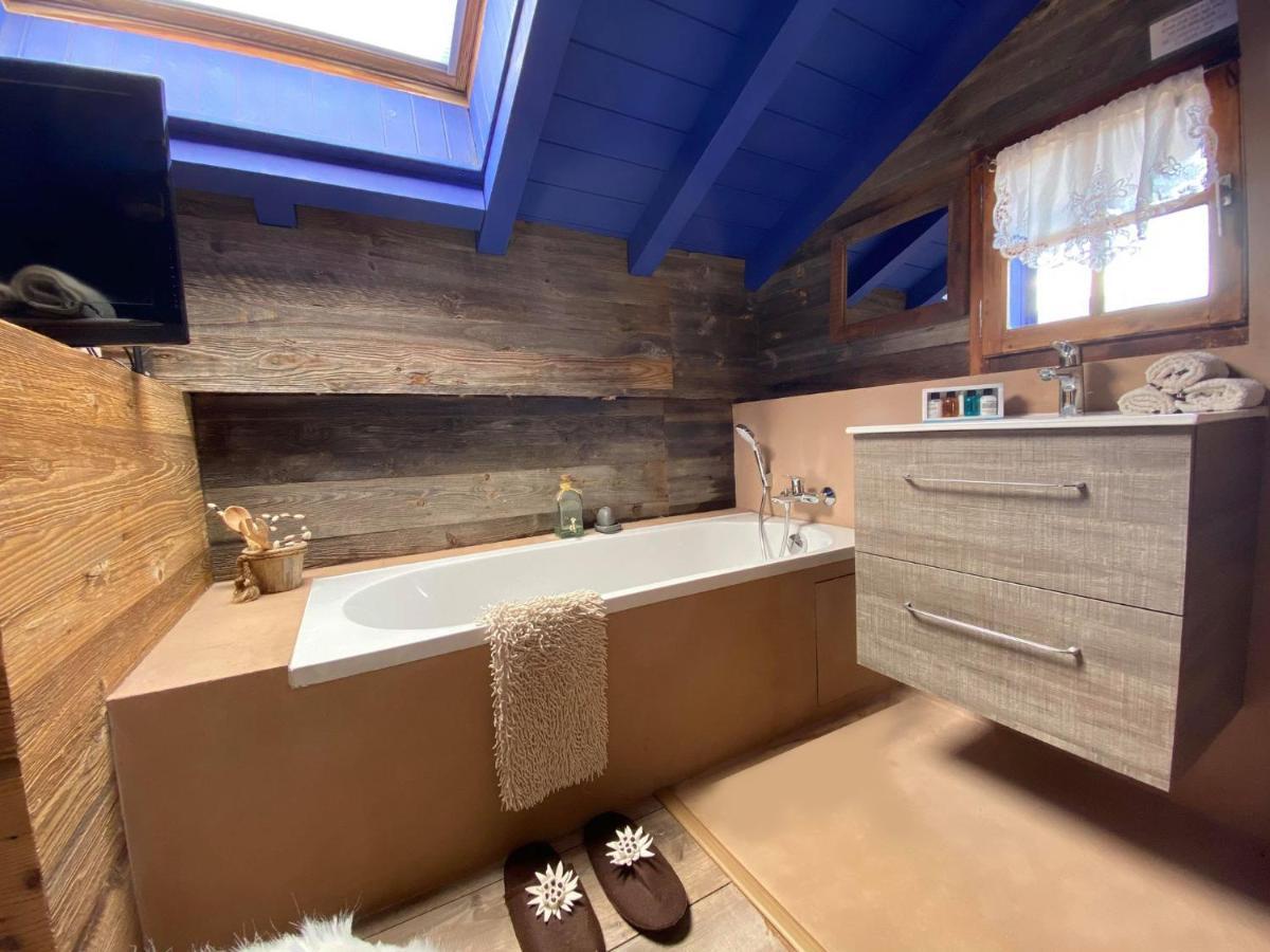Micro-Lodge, Le Petit Nid D'Amour Montriond Esterno foto