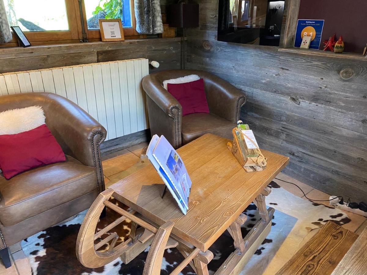 Micro-Lodge, Le Petit Nid D'Amour Montriond Esterno foto