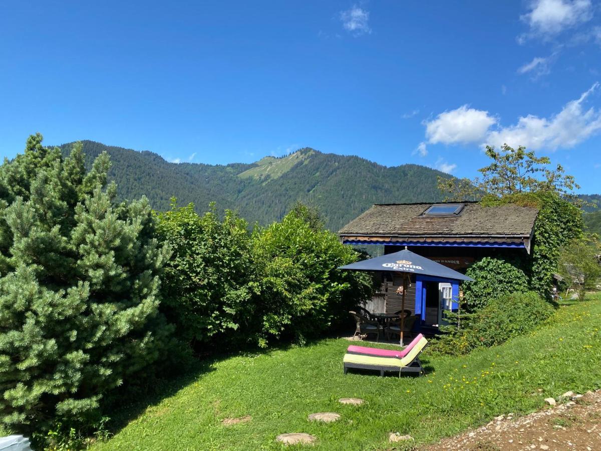 Micro-Lodge, Le Petit Nid D'Amour Montriond Esterno foto