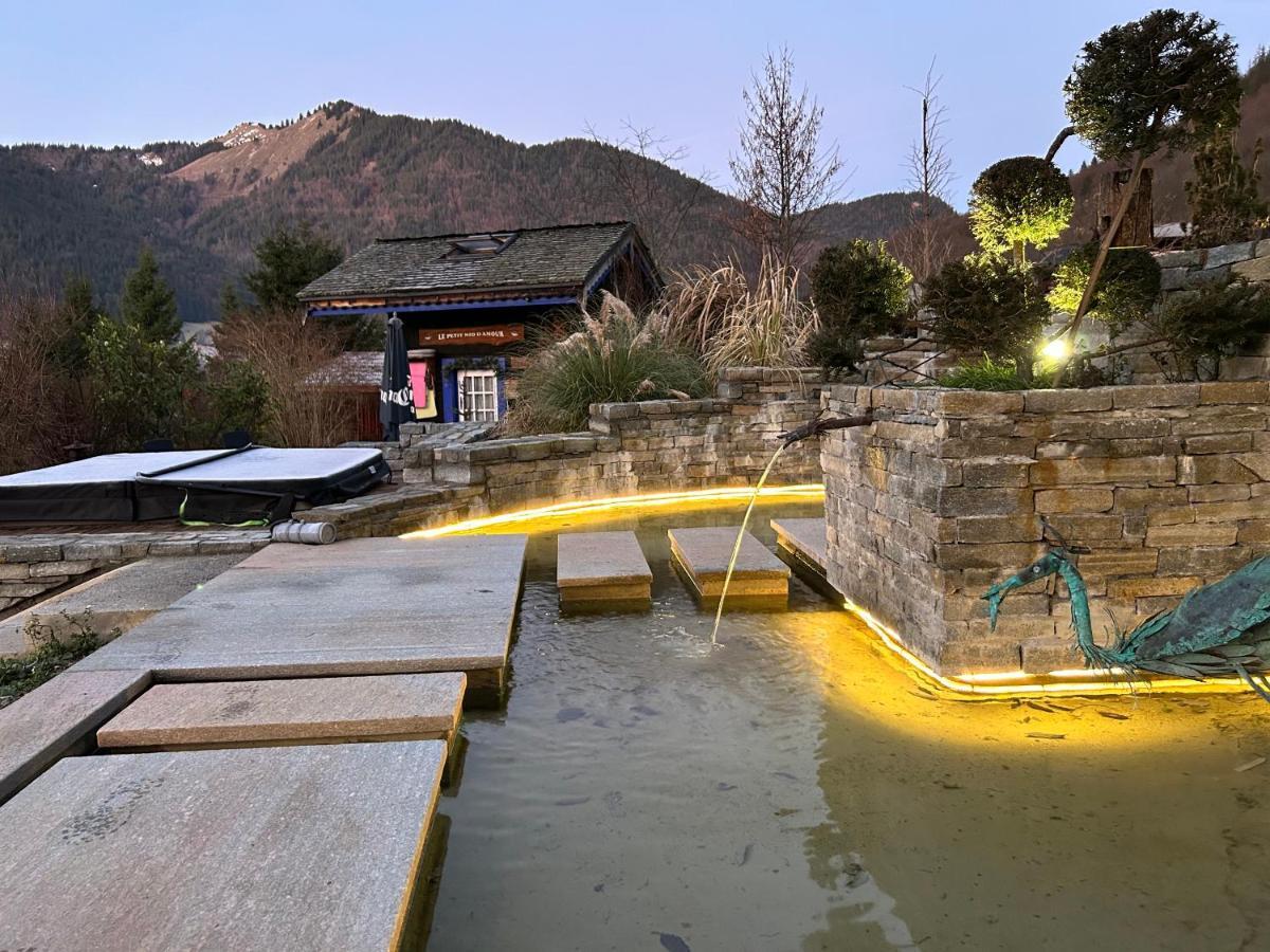 Micro-Lodge, Le Petit Nid D'Amour Montriond Esterno foto