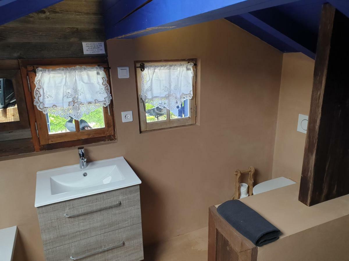 Micro-Lodge, Le Petit Nid D'Amour Montriond Esterno foto