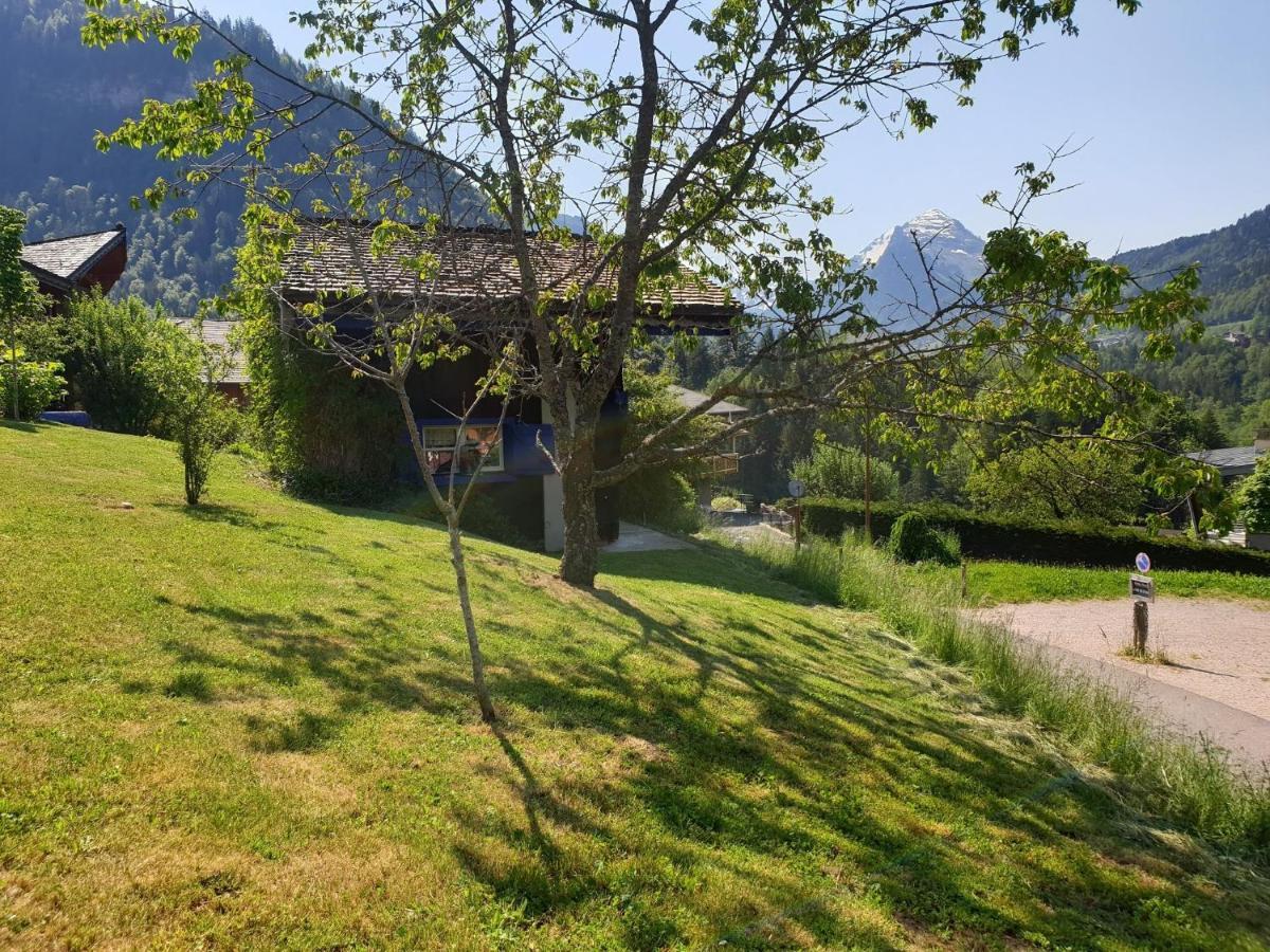 Micro-Lodge, Le Petit Nid D'Amour Montriond Esterno foto