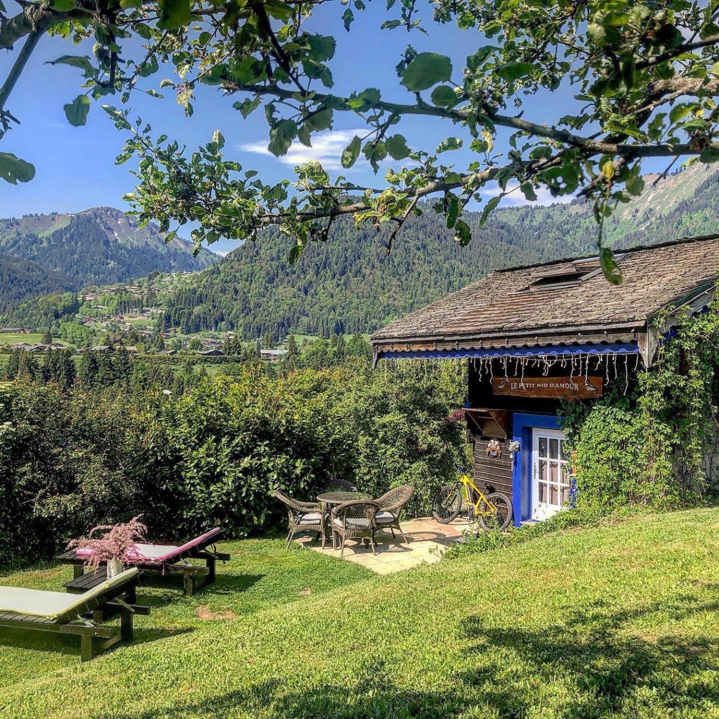 Micro-Lodge, Le Petit Nid D'Amour Montriond Esterno foto